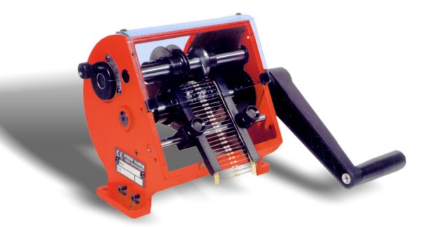 Axial Component Cutting and Bending Machine